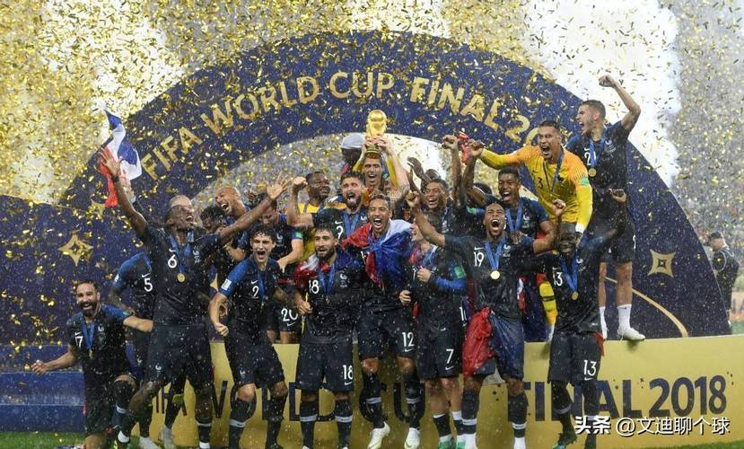 阿姆拉巴特：安东尼不该吃红牌，他并非故意踢对方面部（阿姆拉巴特：安东尼不该被罚下，他并非有意踢脸）