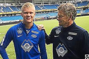 要打出来了？徐昕vs辽宁男篮砍14分6板2助 赛后采访逗乐记者