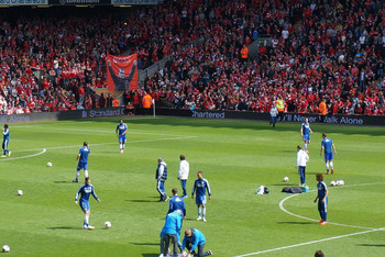 篮球火箭球员赛后接受采访分享心得