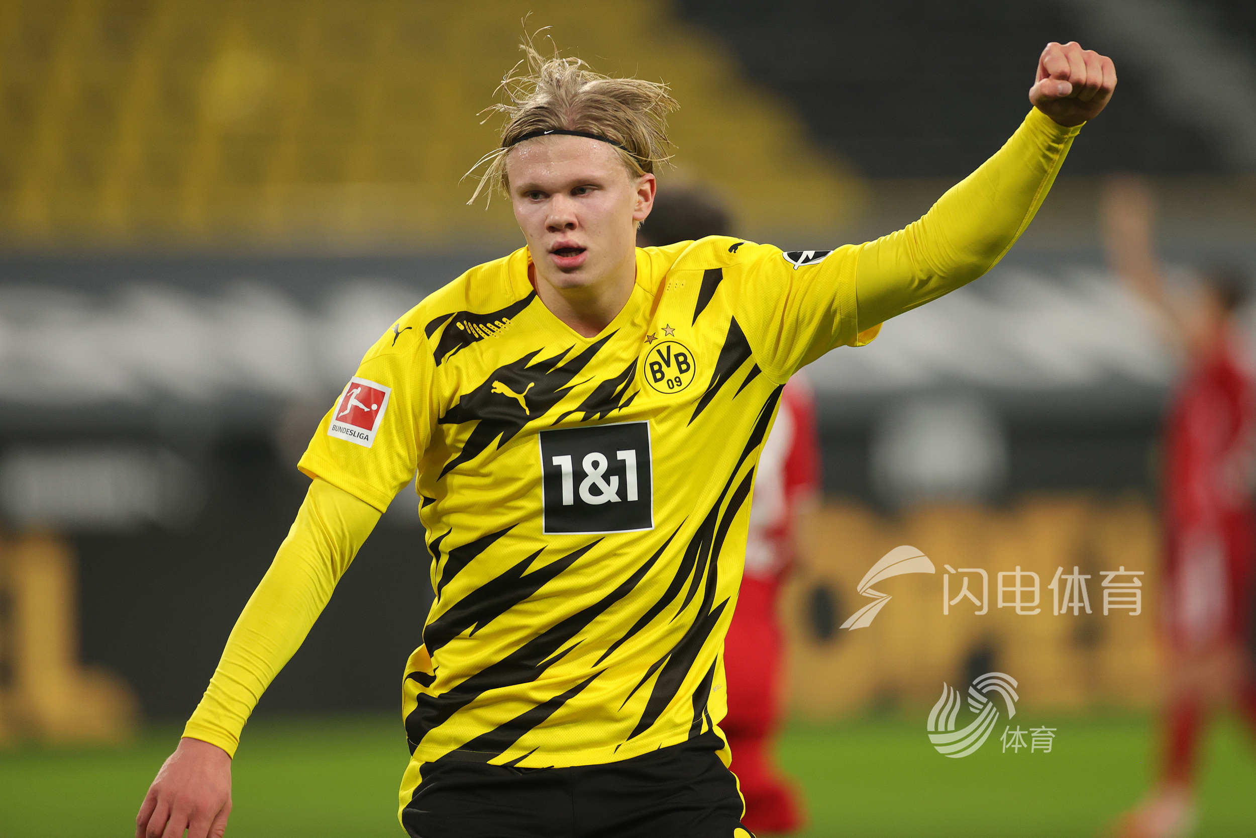 法尔克：拜仁计划明年8月初开启中国行，将进行两场友谊赛（法尔克：拜仁拟明年8月上旬赴华，进行两场热身赛）